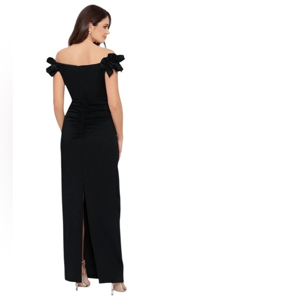 NEW X By XSCAPE Maggie Dress Off the Shoulder Formal Gown Ruffle Sleeve Size 16 - Picture 3 of 8